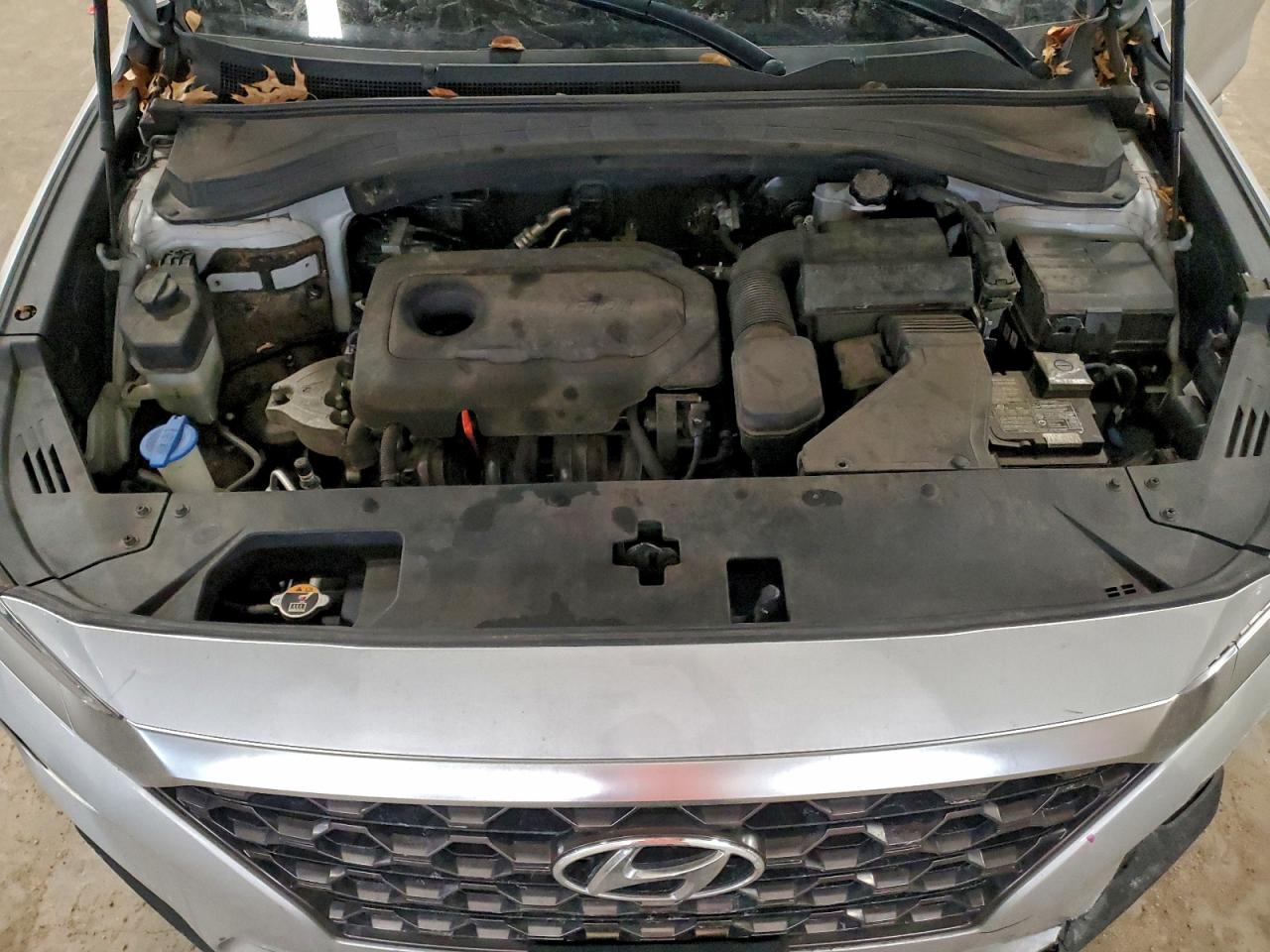 2019 HYUNDAI SANTA FE SE photo 12