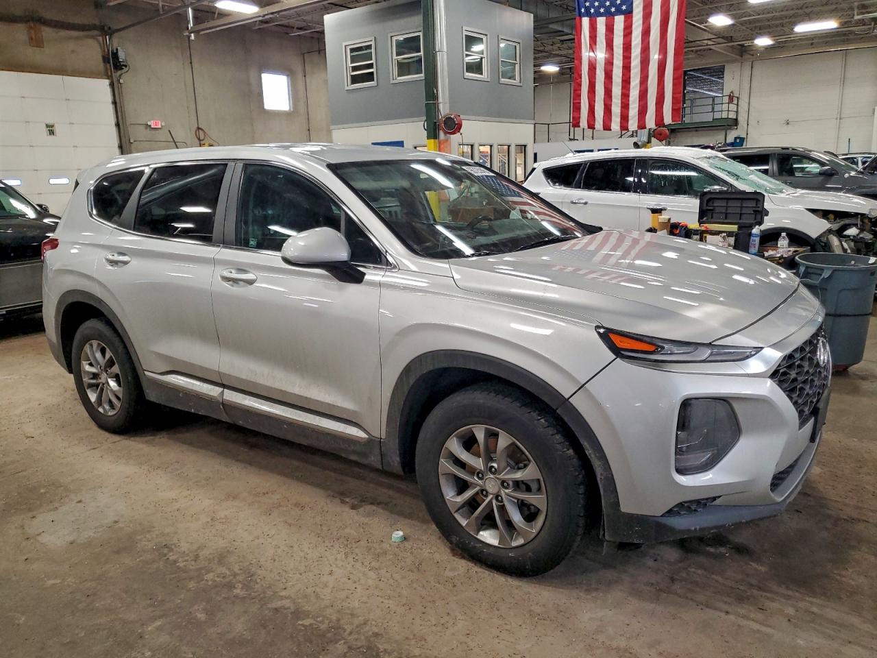 2019 HYUNDAI SANTA FE SE photo 4