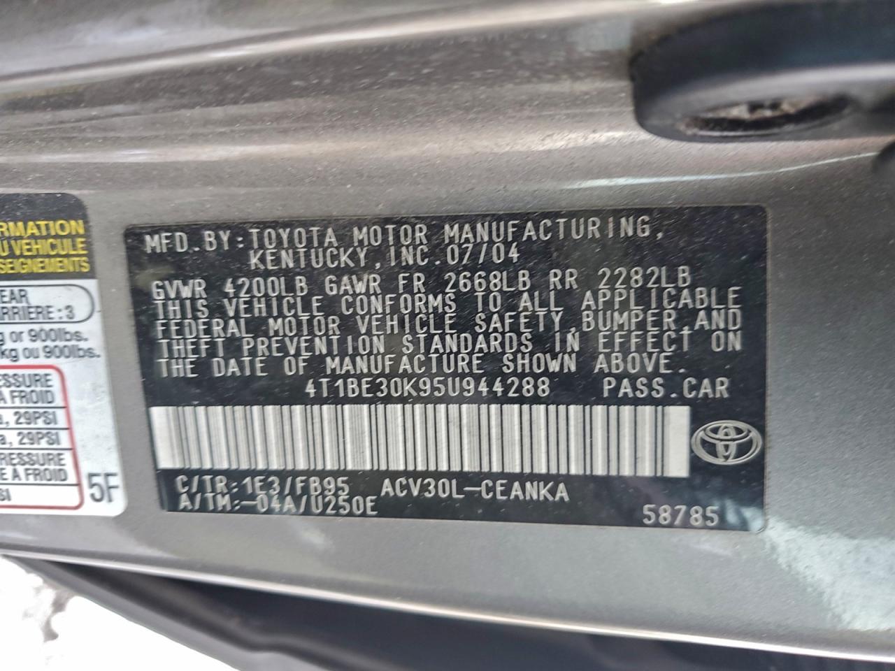 2005 TOYOTA CAMRY LE photo 12