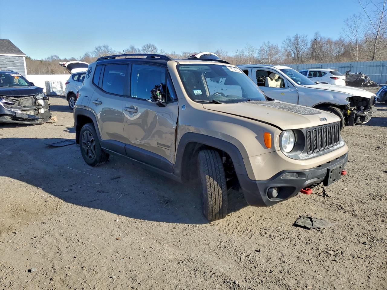 2017 JEEP RENEGADE TRAILHAWK photo 4