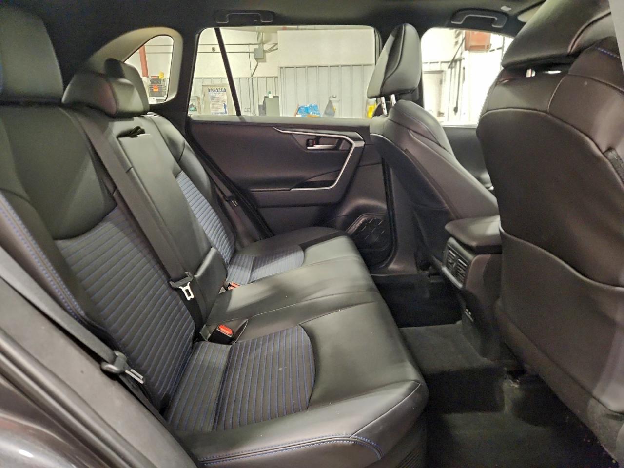 2024 TOYOTA RAV4 XSE photo 11