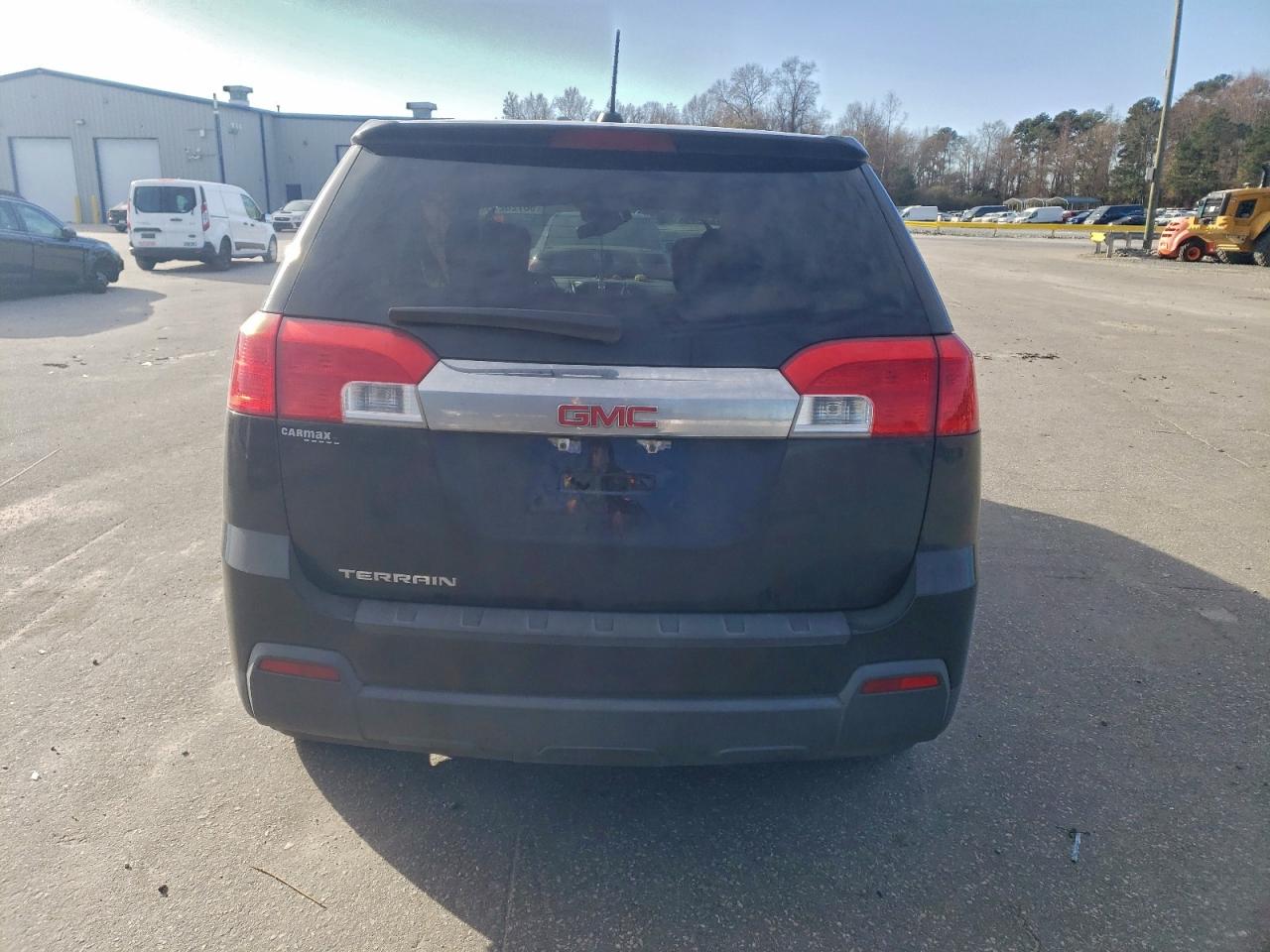 2015 GMC TERRAIN SLE photo 6