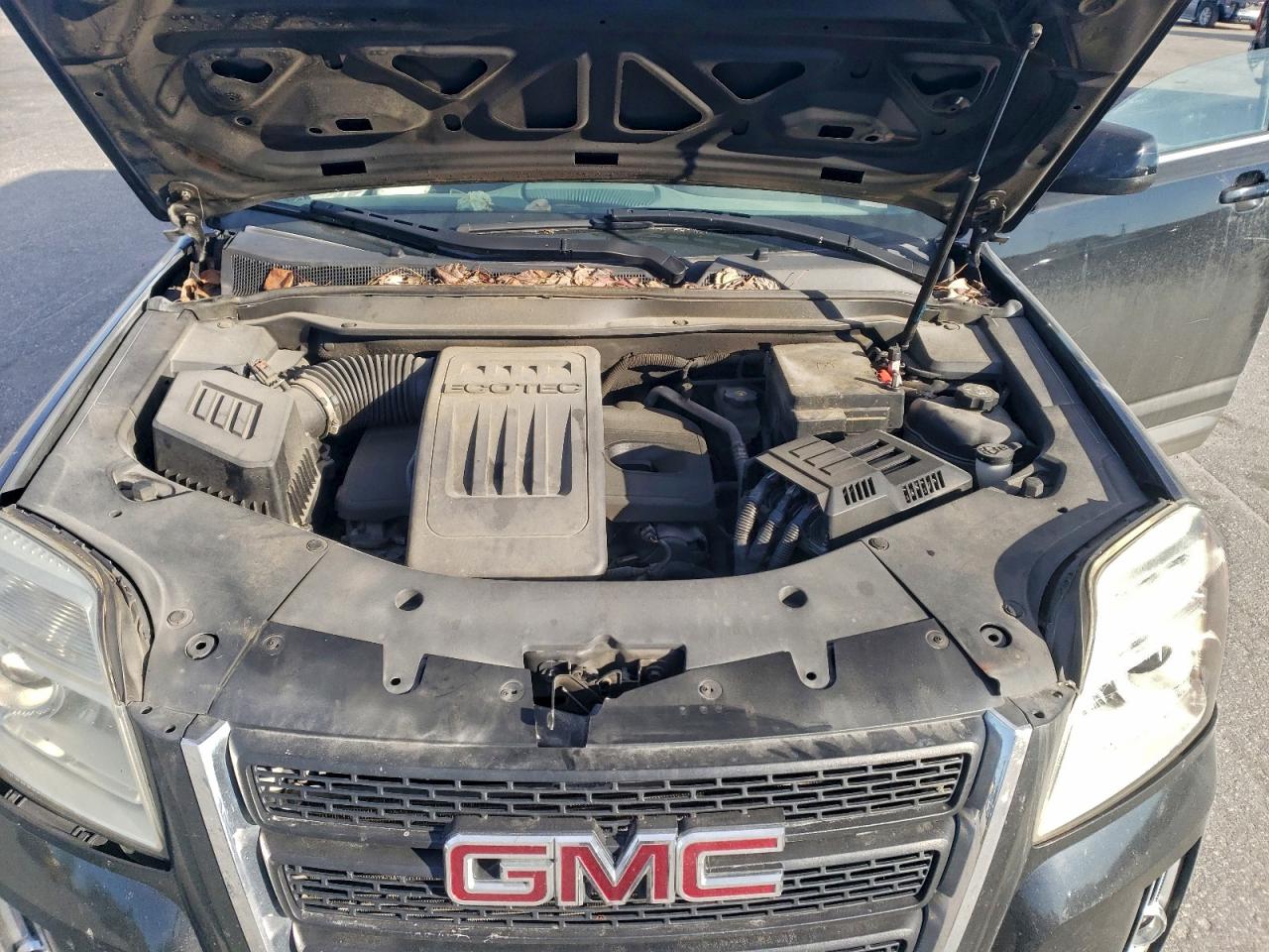 2015 GMC TERRAIN SLE photo 12