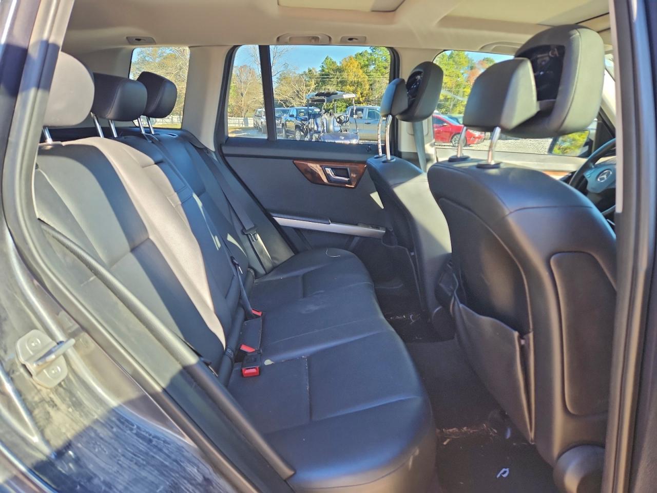2011 MERCEDES-BENZ GLK 350 photo 11