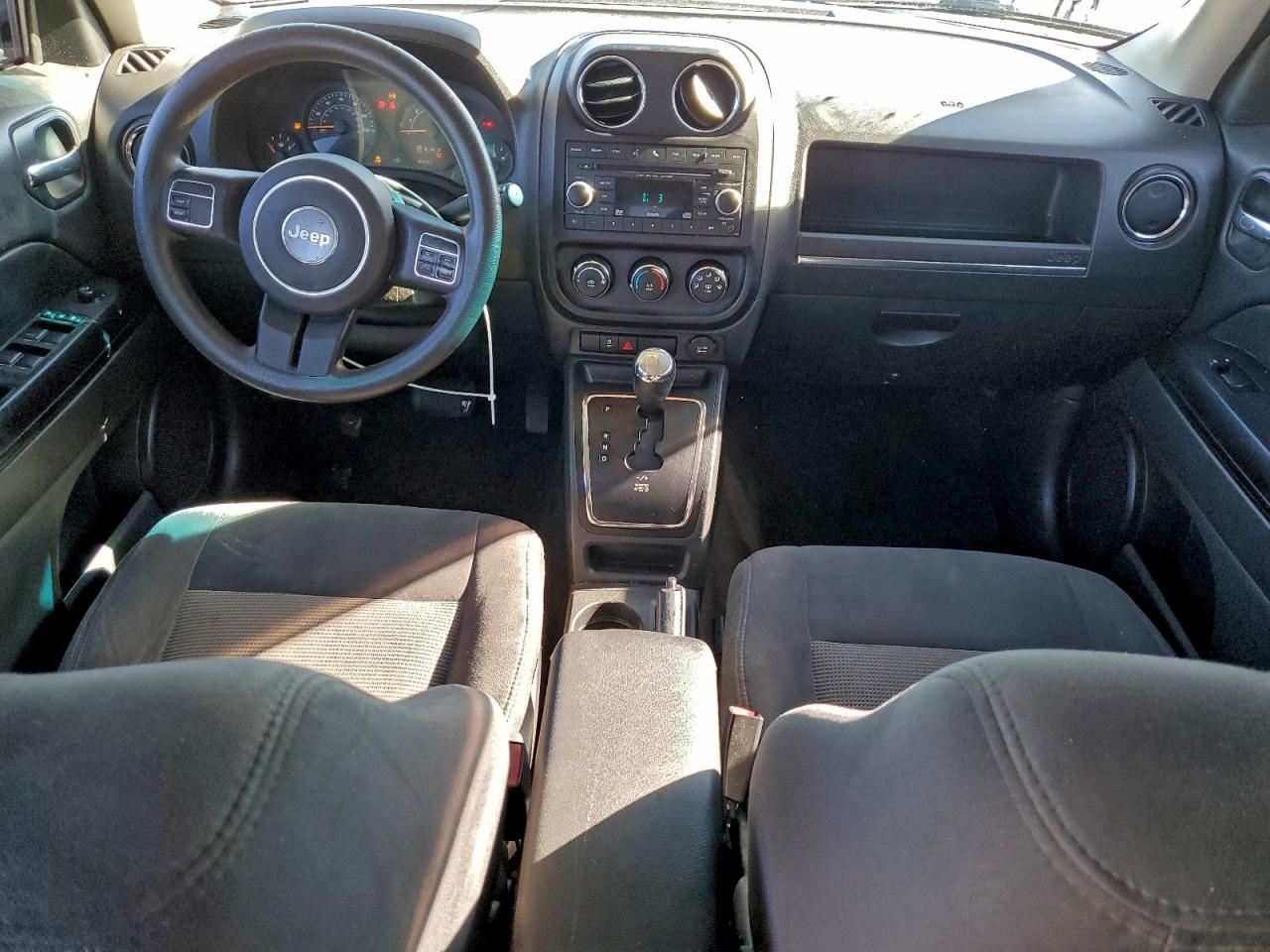2015 JEEP PATRIOT SPORT photo 8