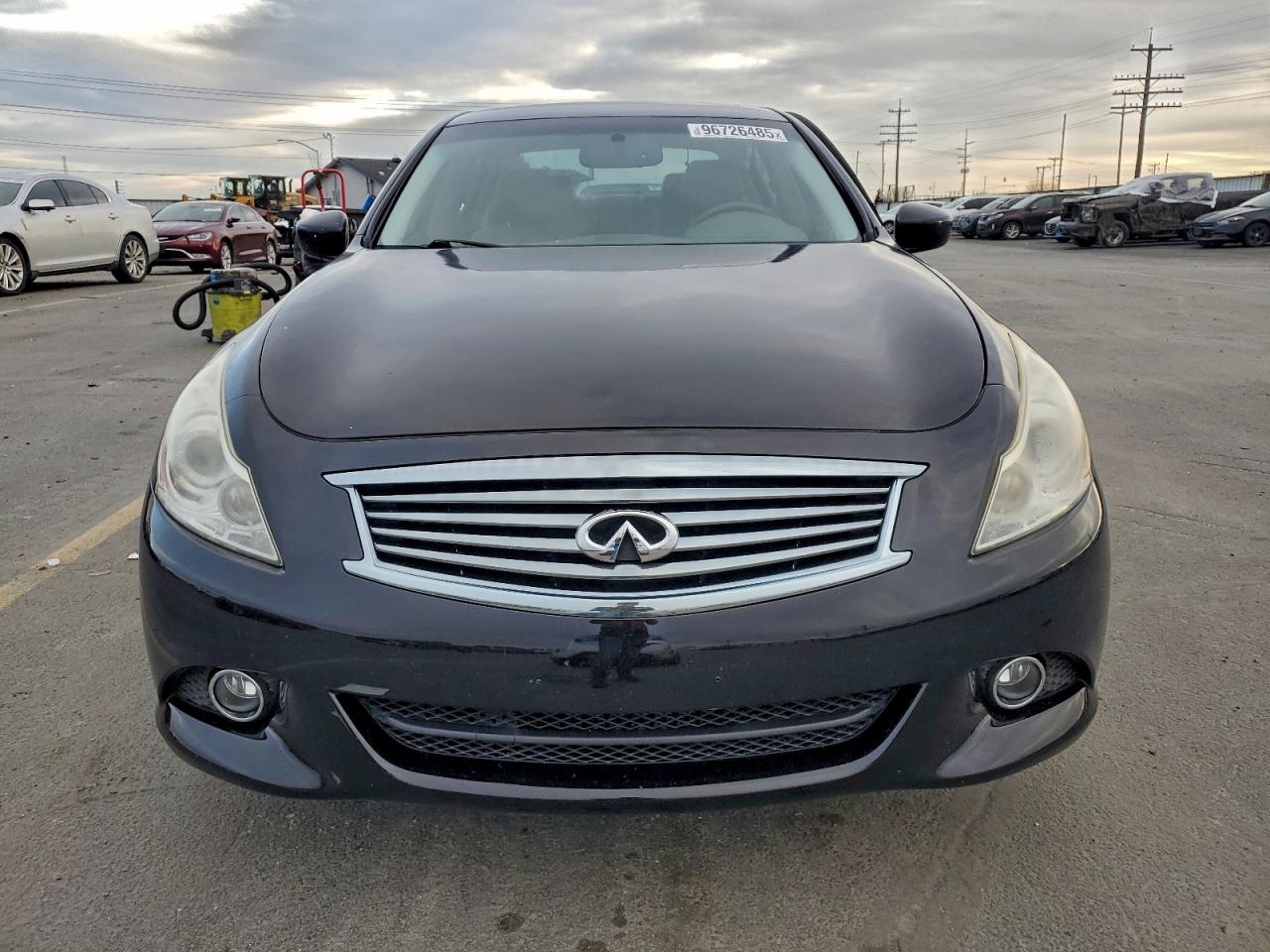 2013 INFINITI G37 BASE photo 5