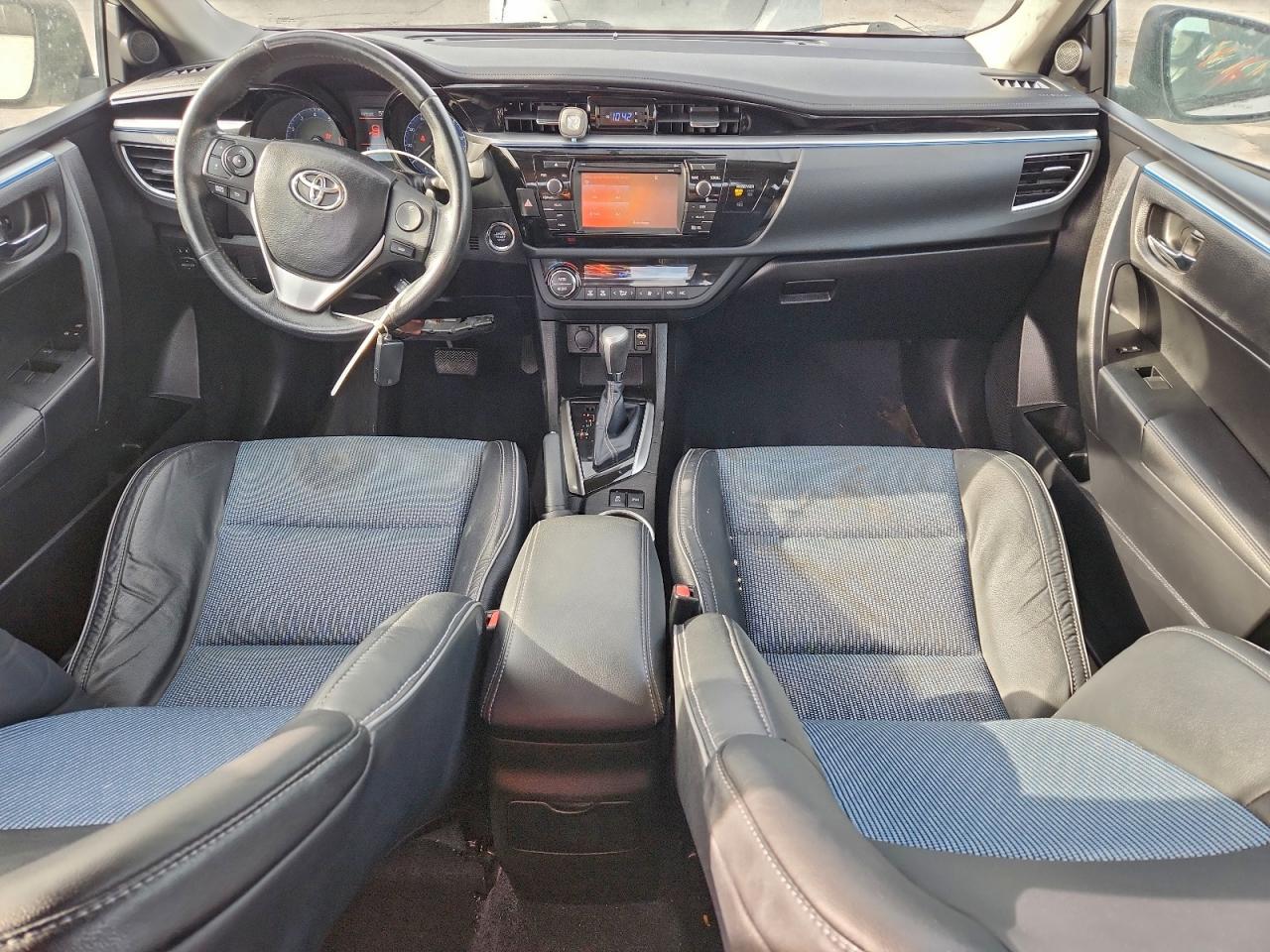 2014 TOYOTA COROLLA L photo 8