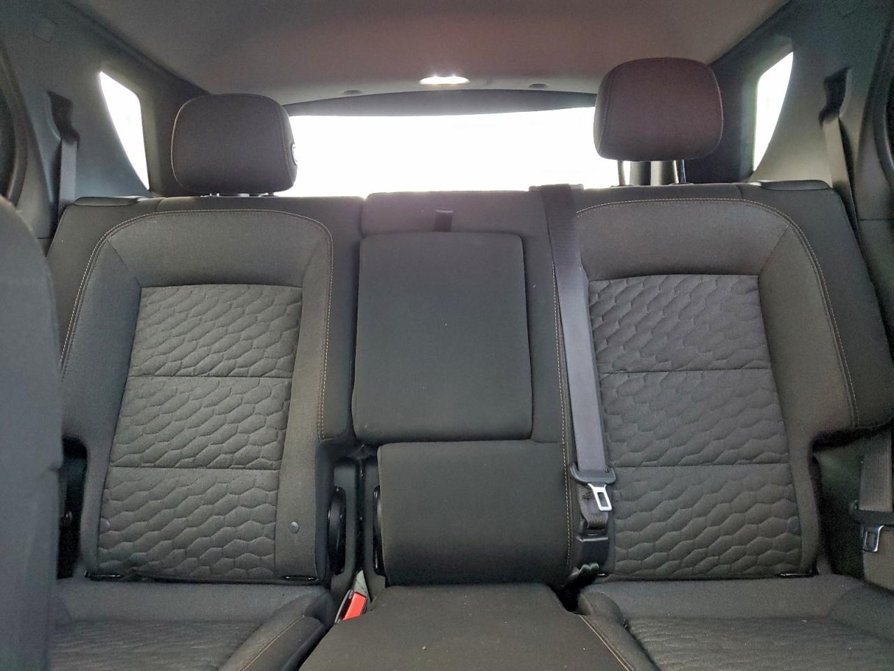 2020 CHEVROLET EQUINOX LT photo 10