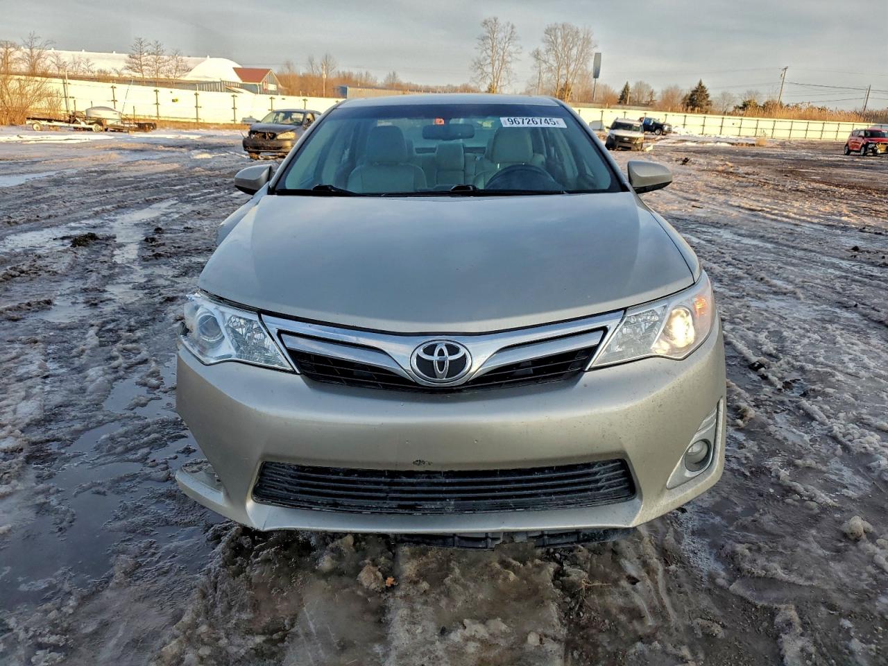 2013 TOYOTA CAMRY SE photo 5