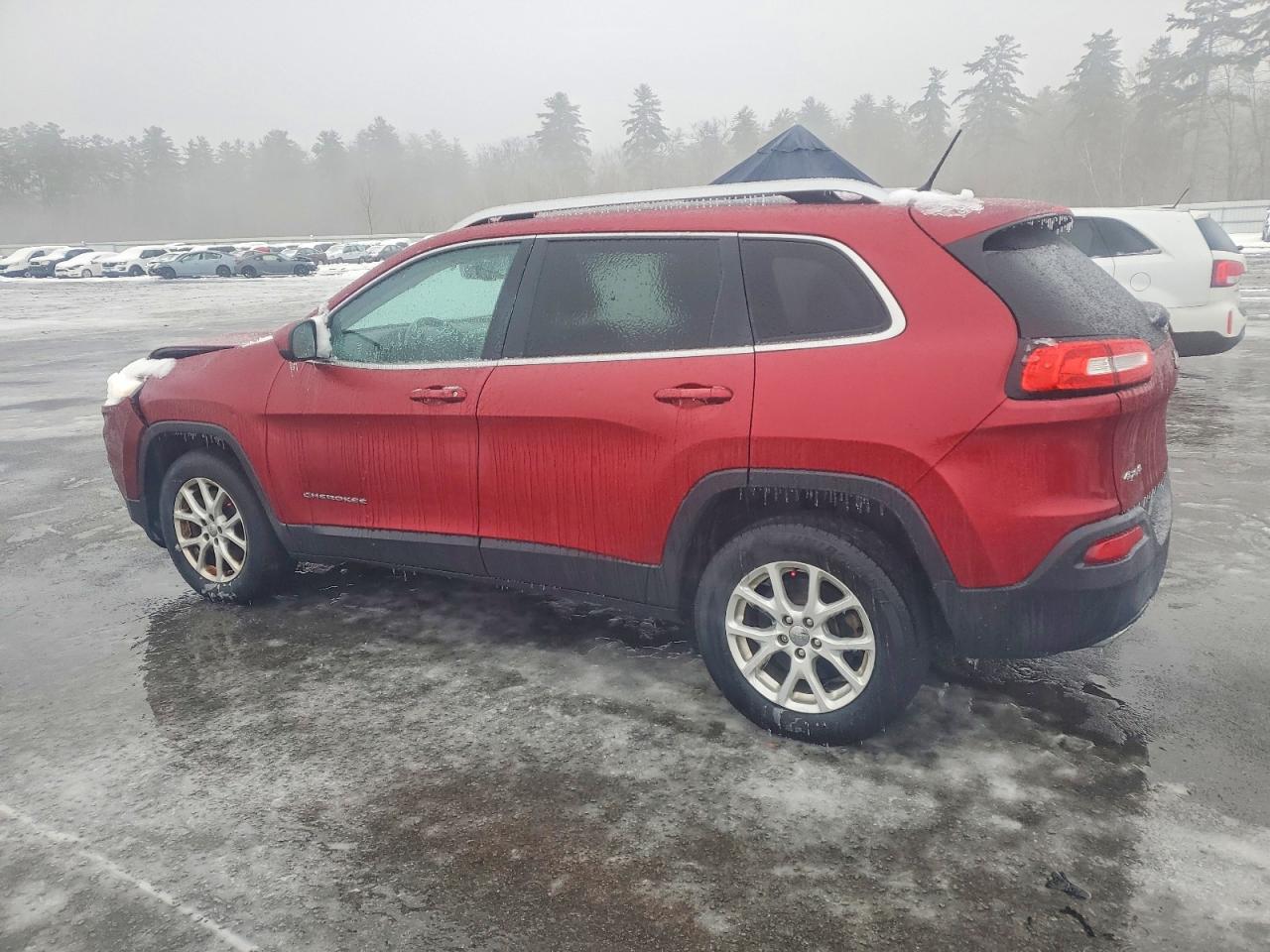 2015 JEEP CHEROKEE LATITUDE photo 2