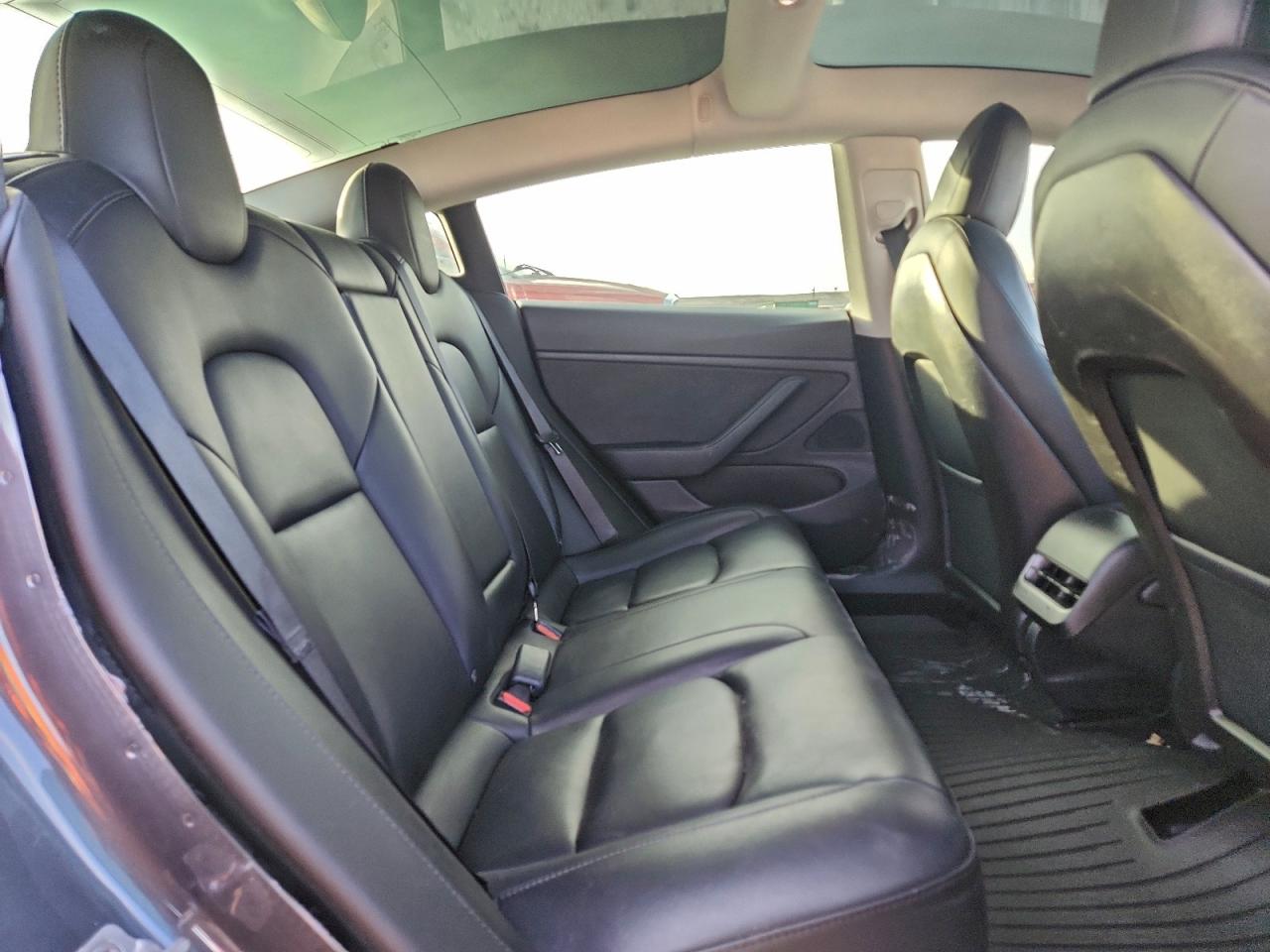 2020 TESLA MODEL 3 photo 10