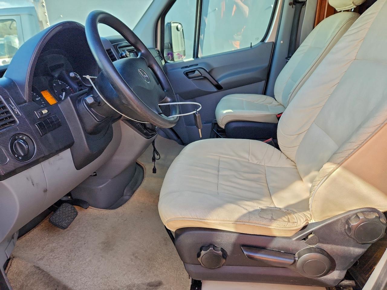 2015 MERZ SPRINTER 3 photo 7