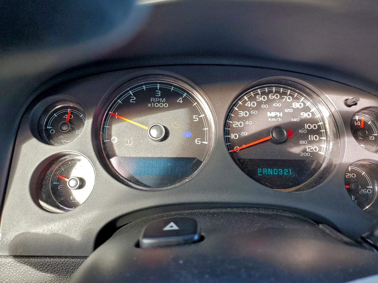 2008 CHEVROLET SUBURBAN K1500 LS photo 9