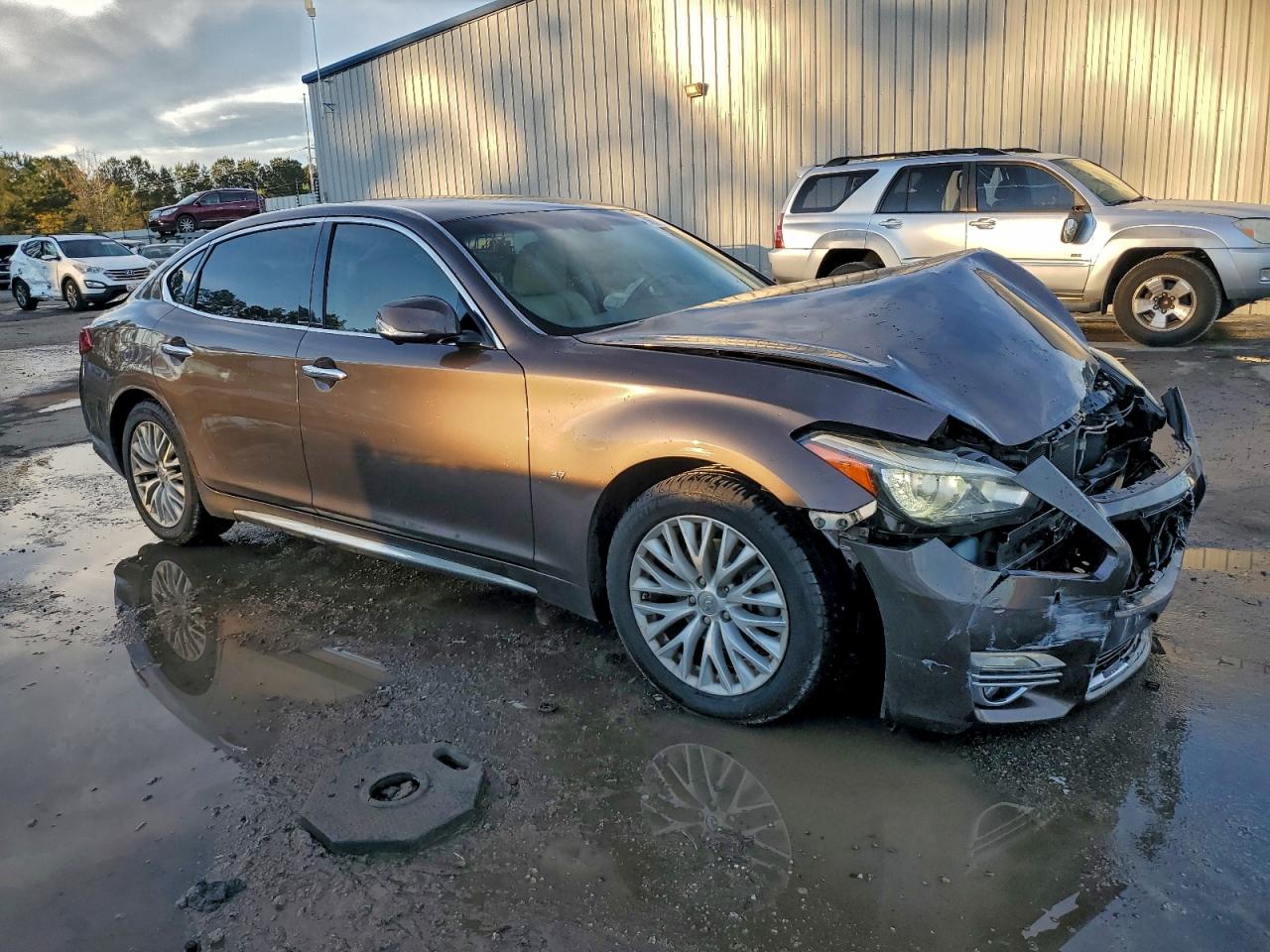 2015 INFINITI Q70L 3.7 photo 4