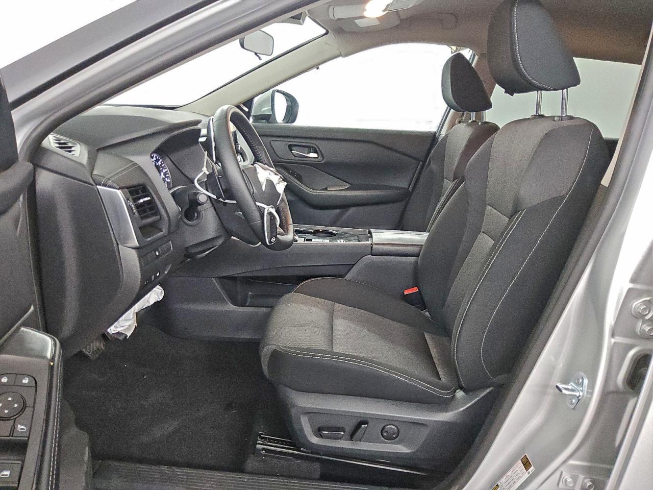 2025 NISSAN ROGUE SV photo 7