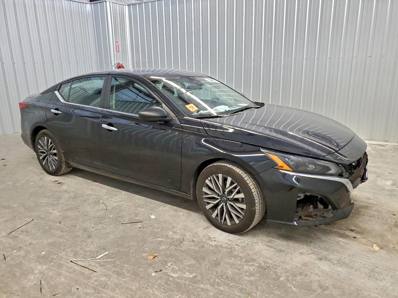 2025 NISSAN ALTIMA SV photo 4