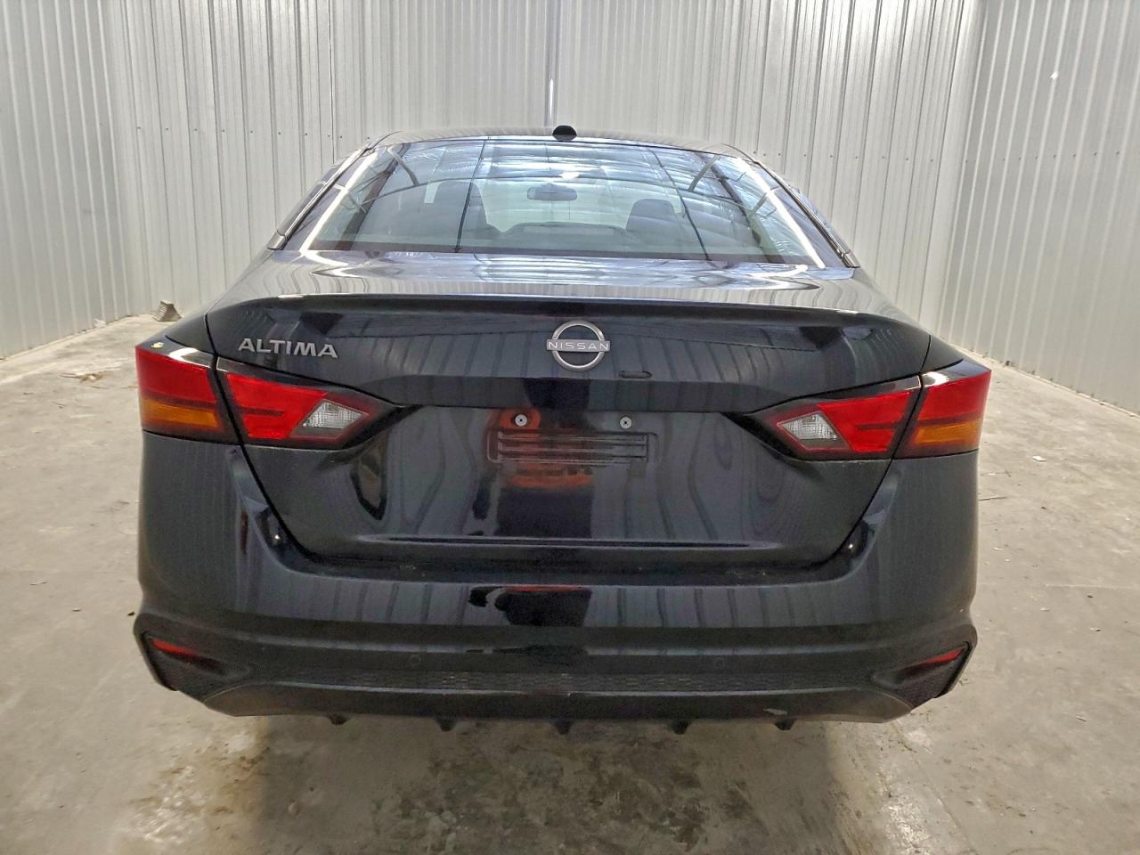 2025 NISSAN ALTIMA SV photo 6