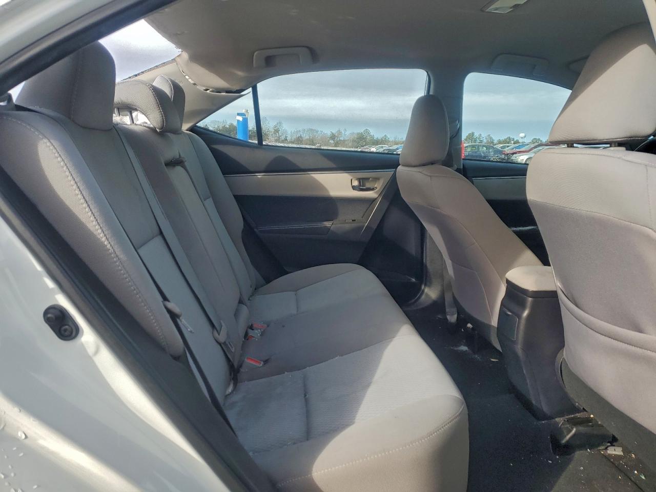 2016 TOYOTA COROLLA L photo 10