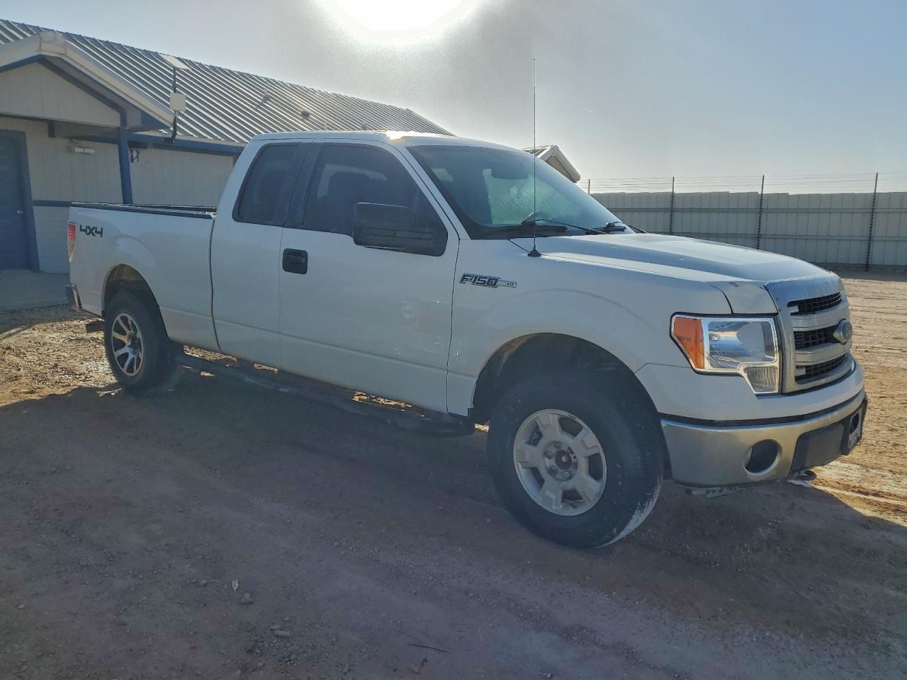 2013 FORD F150 SUPER CAB photo 4