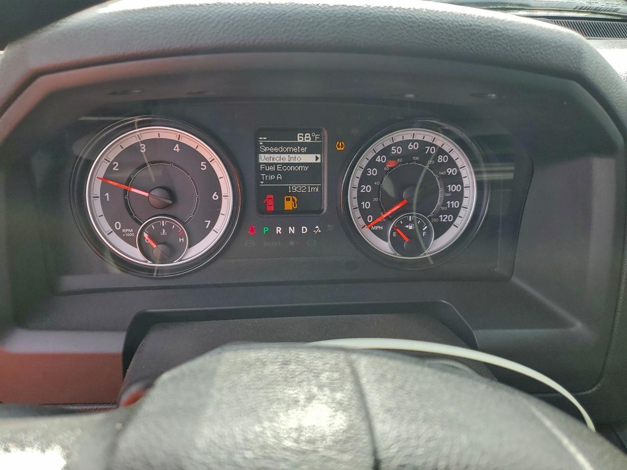 2022 RAM 1500 CLASSIC TRADESMAN photo 9