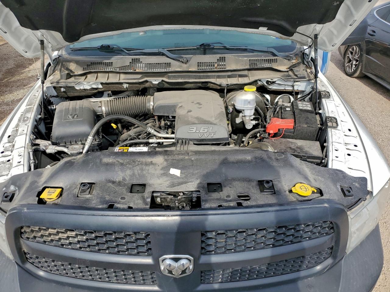 2022 RAM 1500 CLASSIC TRADESMAN photo 11