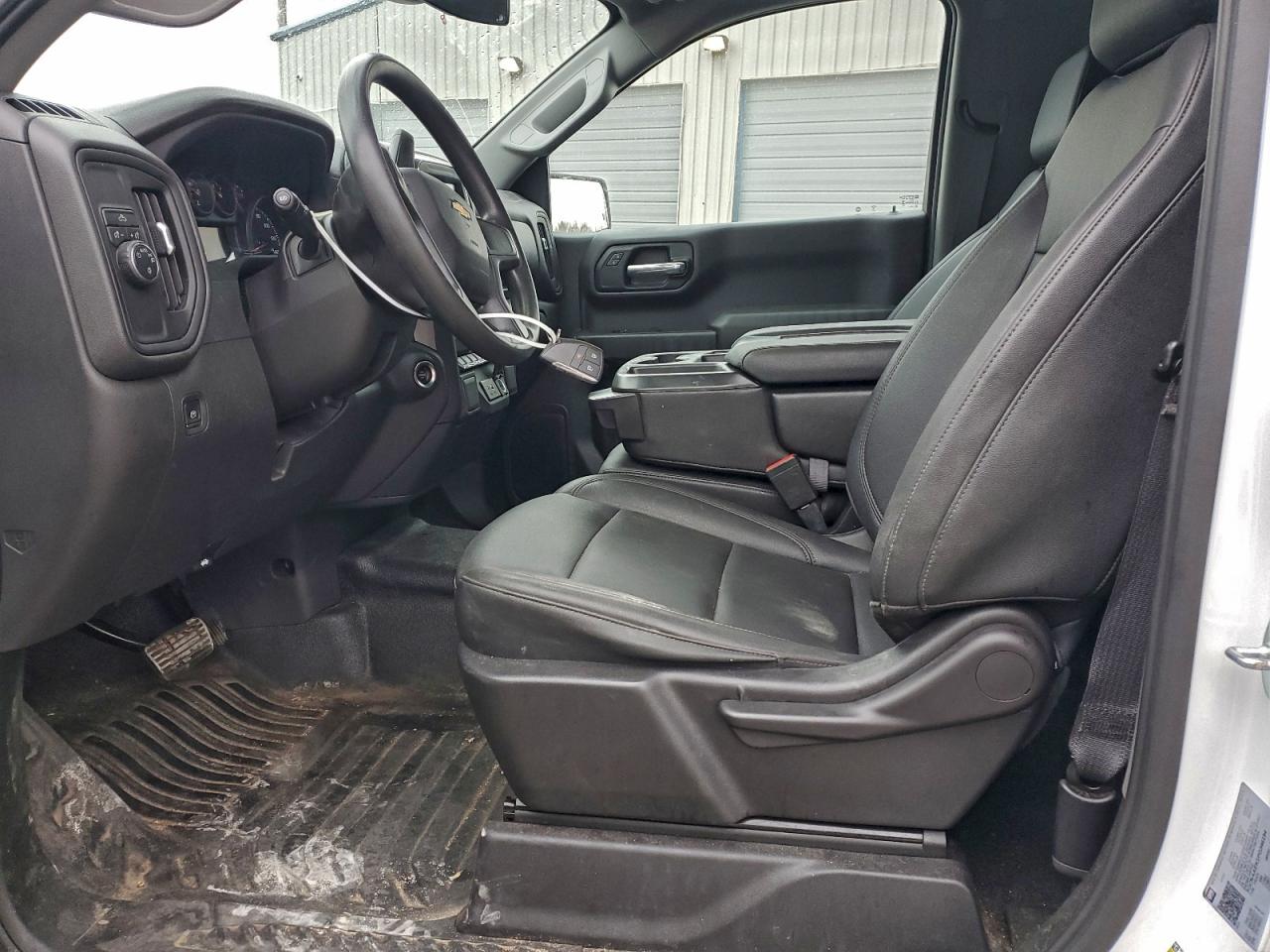 2023 CHEVROLET SILVERADO C1500 photo 7