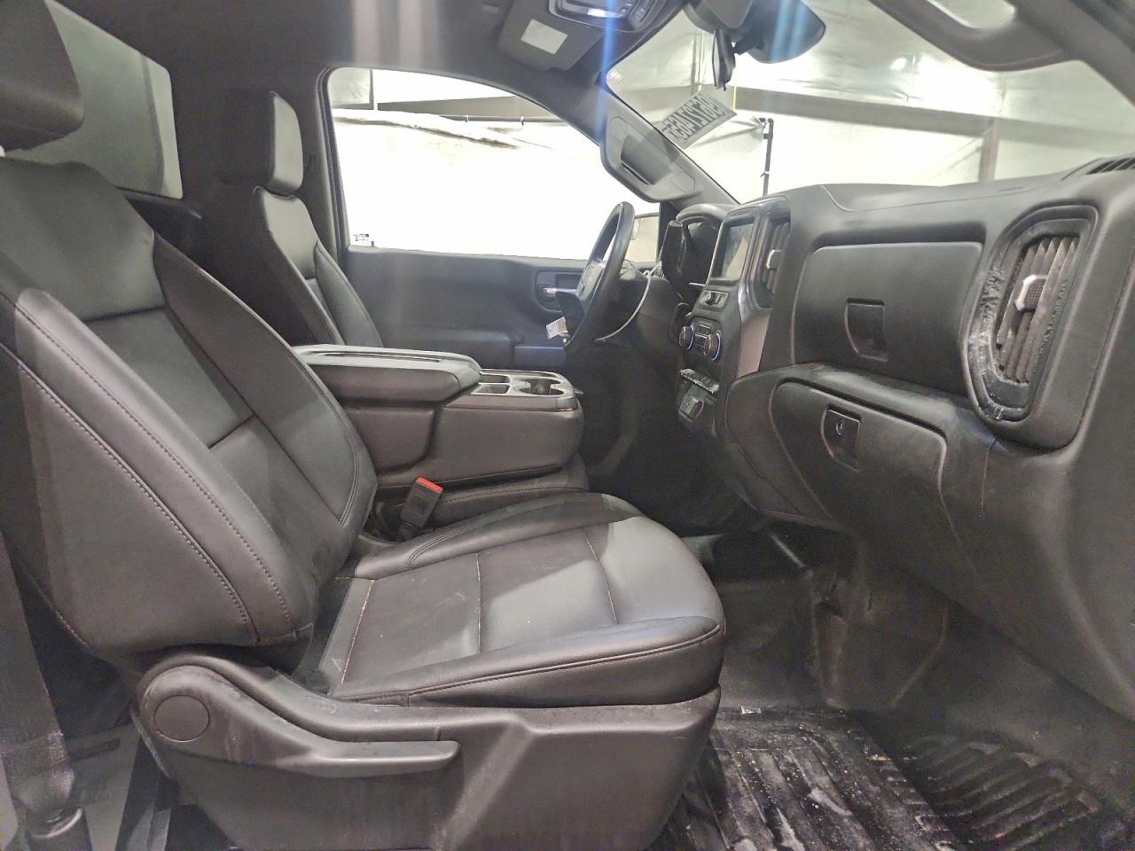 2023 CHEVROLET SILVERADO C1500 photo 10