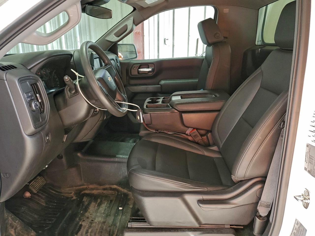 2023 CHEVROLET SILVERADO C1500 photo 7