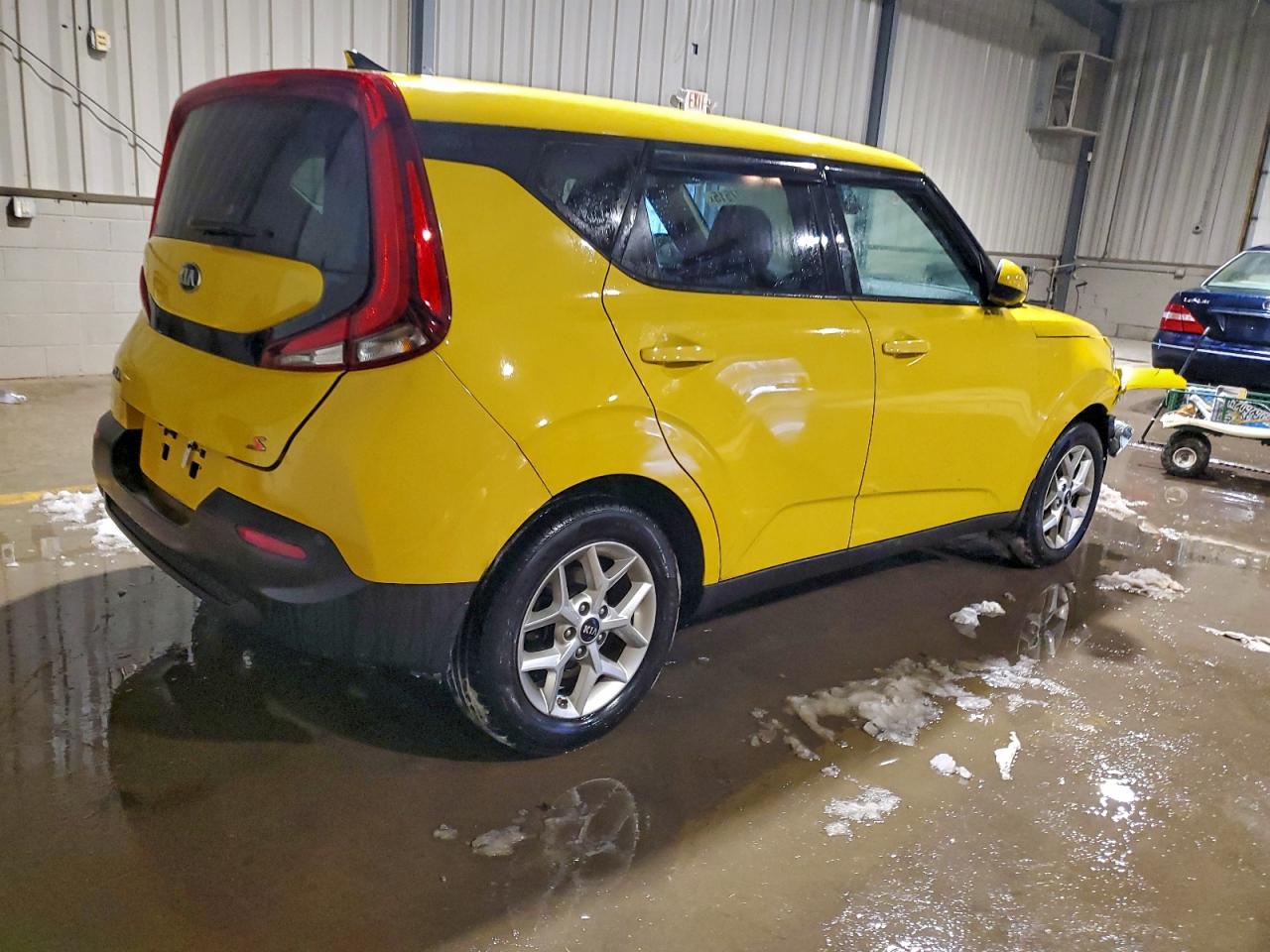 2020 KIA SOUL LX photo 3