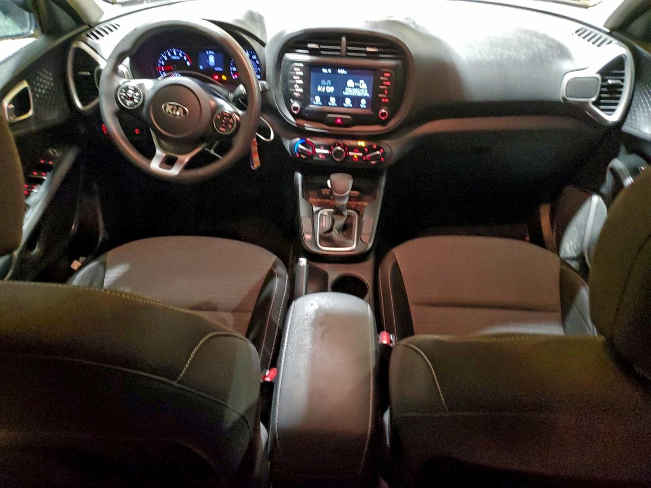 2020 KIA SOUL LX photo 8