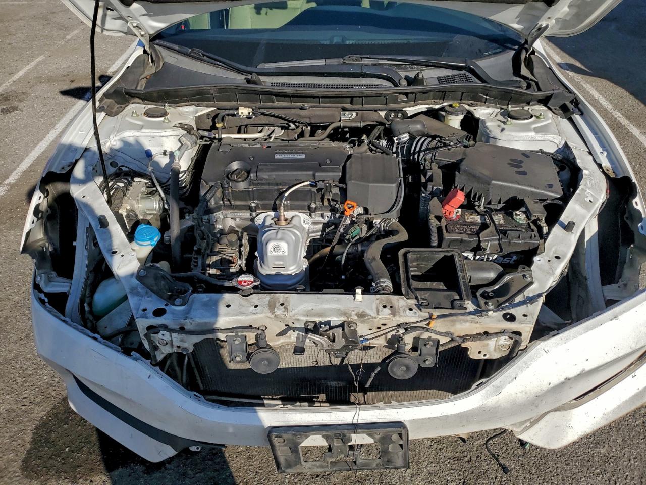 2016 HONDA ACCORD LX photo 11