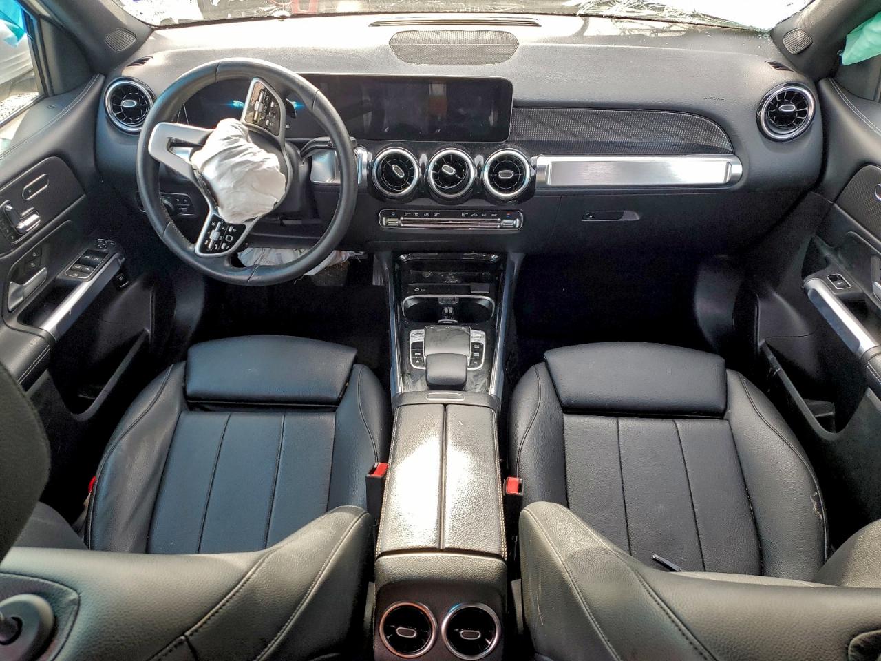 2020 MERCEDES-BENZ GLB 250 4MATIC photo 8
