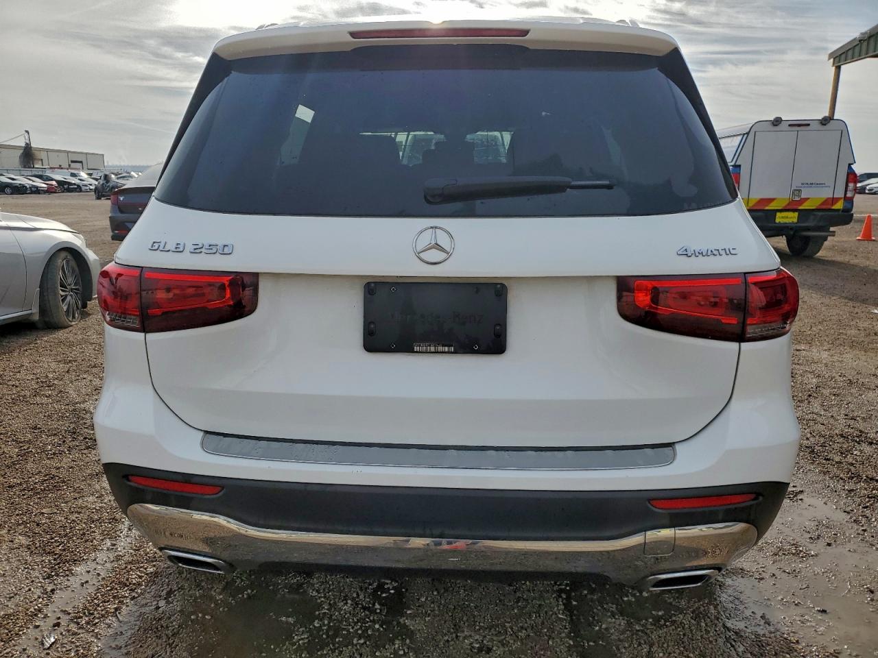 2020 MERCEDES-BENZ GLB 250 4MATIC photo 6