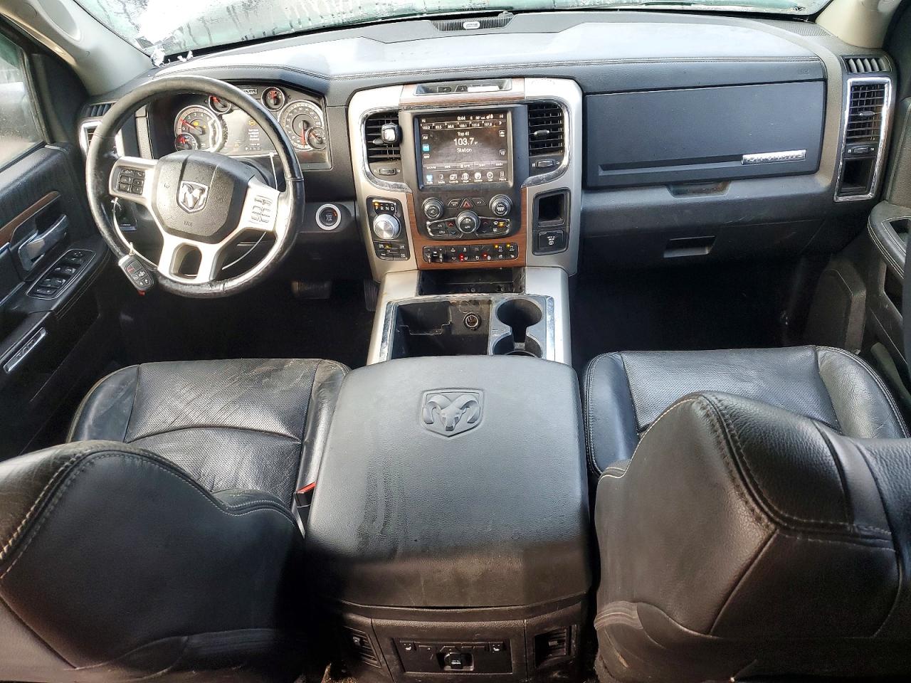 2014 RAM 1500 LARAMIE photo 8