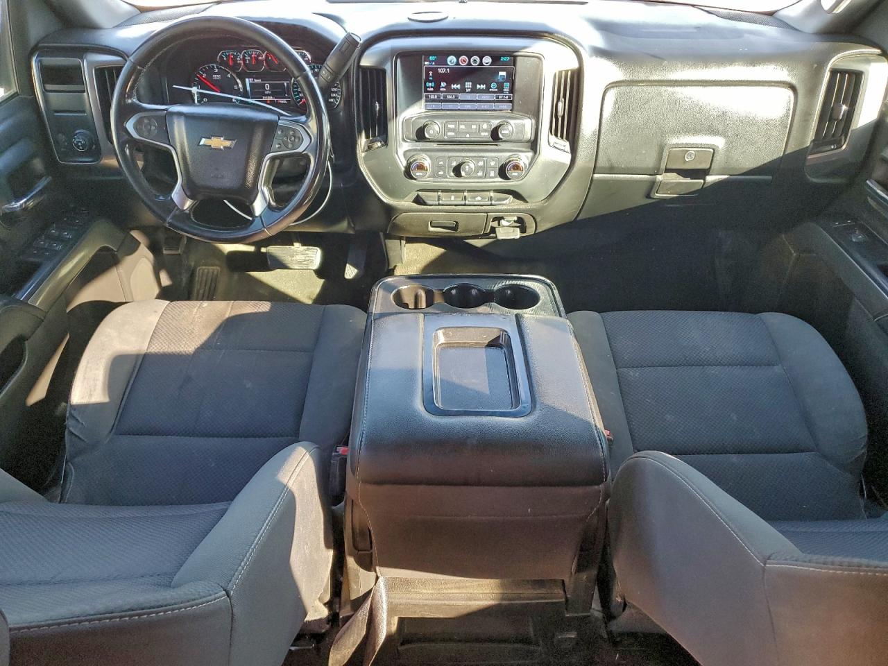 2018 CHEVROLET SILVERADO C1500 LT photo 8