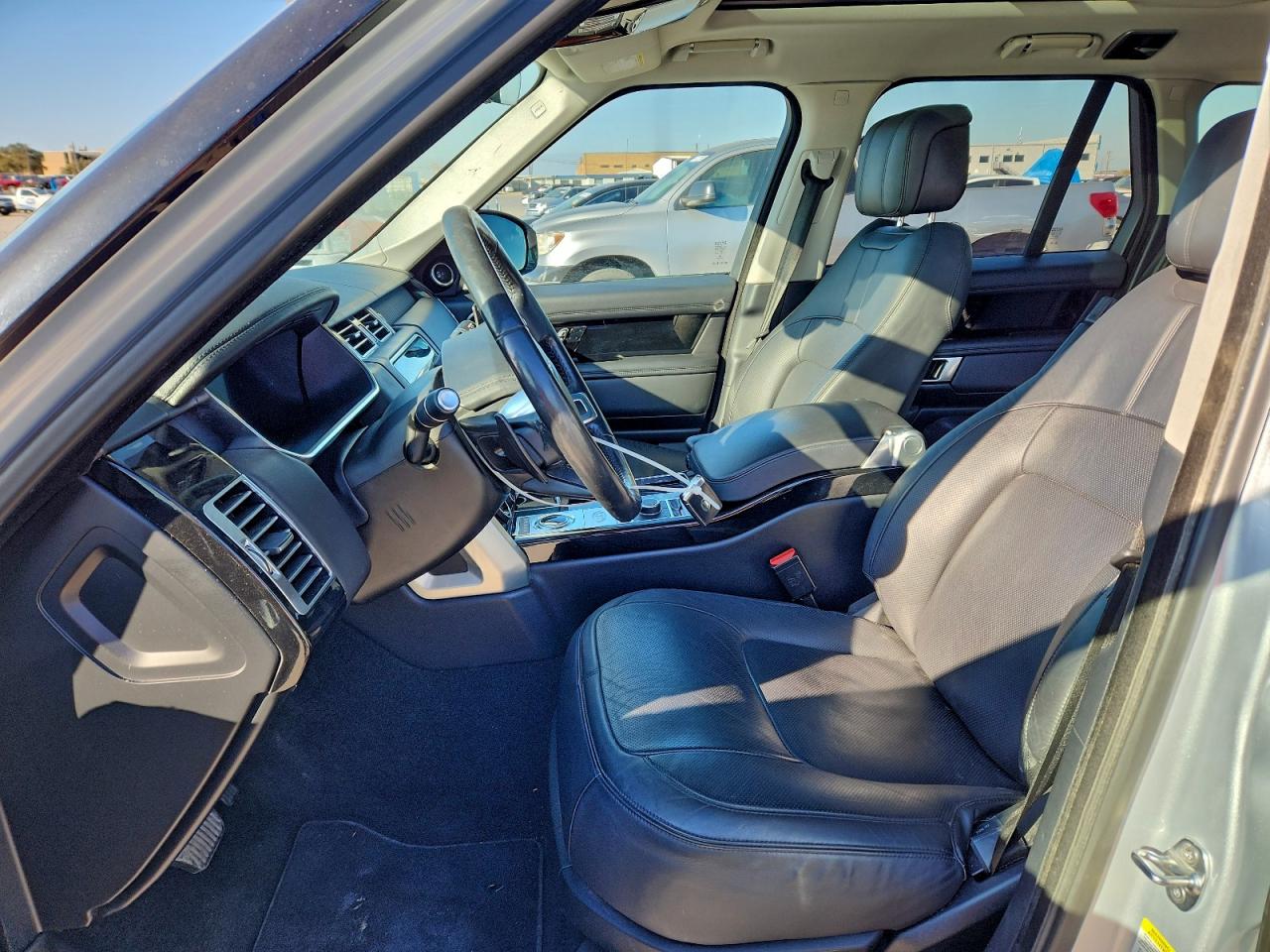 2018 LAND ROVER RANGE ROVER HSE photo 7