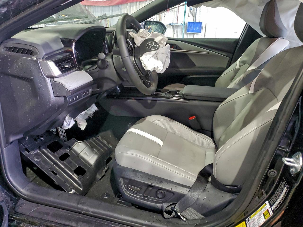 2026 TOYOTA CAMRY NIGHT SHADE photo 7