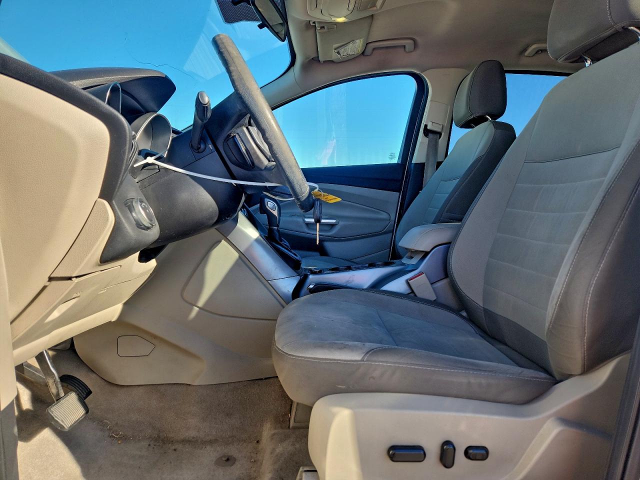 2015 FORD ESCAPE SE photo 7