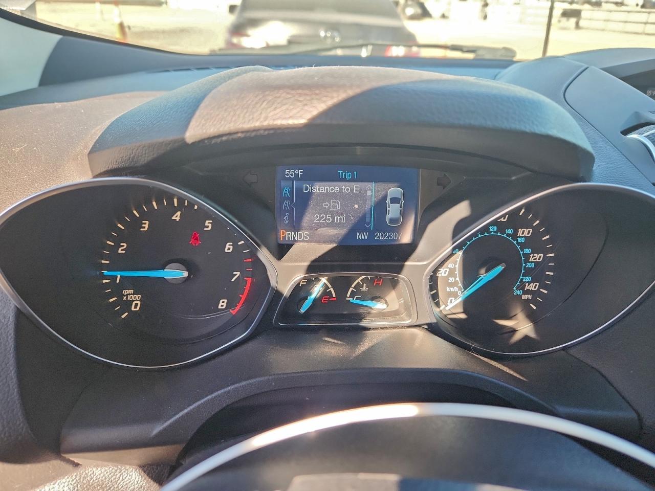 2015 FORD ESCAPE SE photo 9