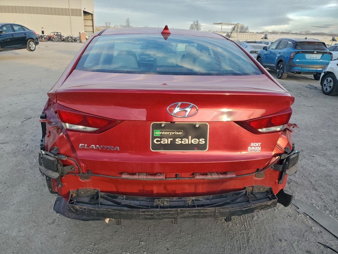 2018 HYUNDAI ELANTRA SEL photo 11