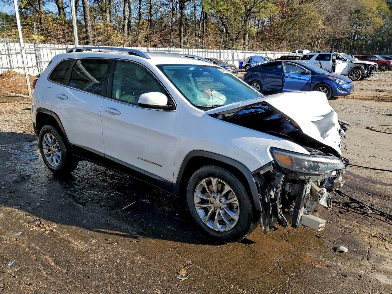 2019 JEEP CHEROKEE LATITUDE photo 4