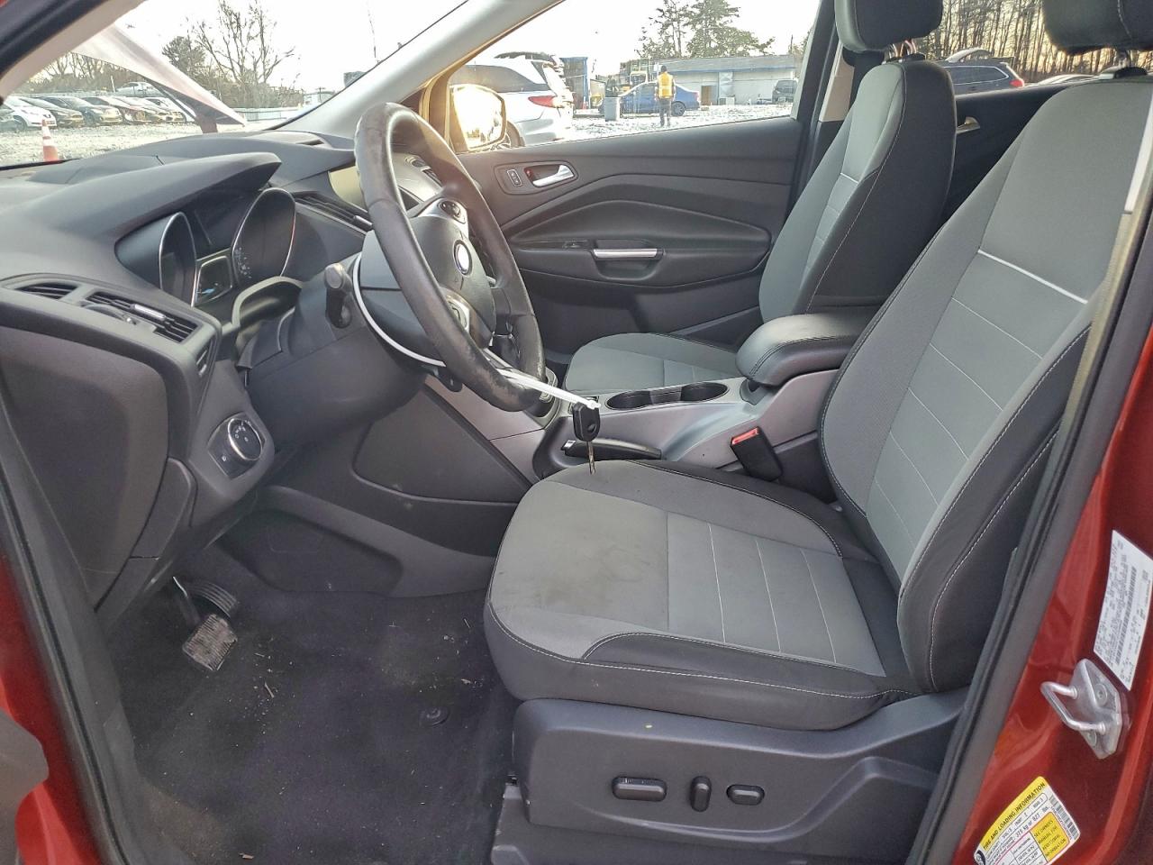 2014 FORD ESCAPE SE photo 13