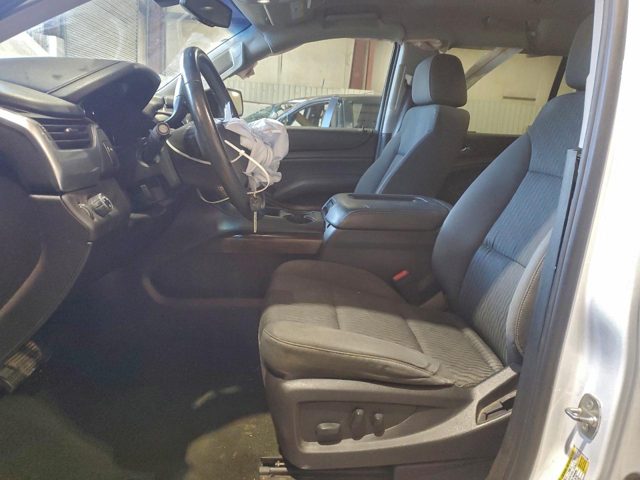 2017 CHEVROLET TAHOE C1500 LS photo 7