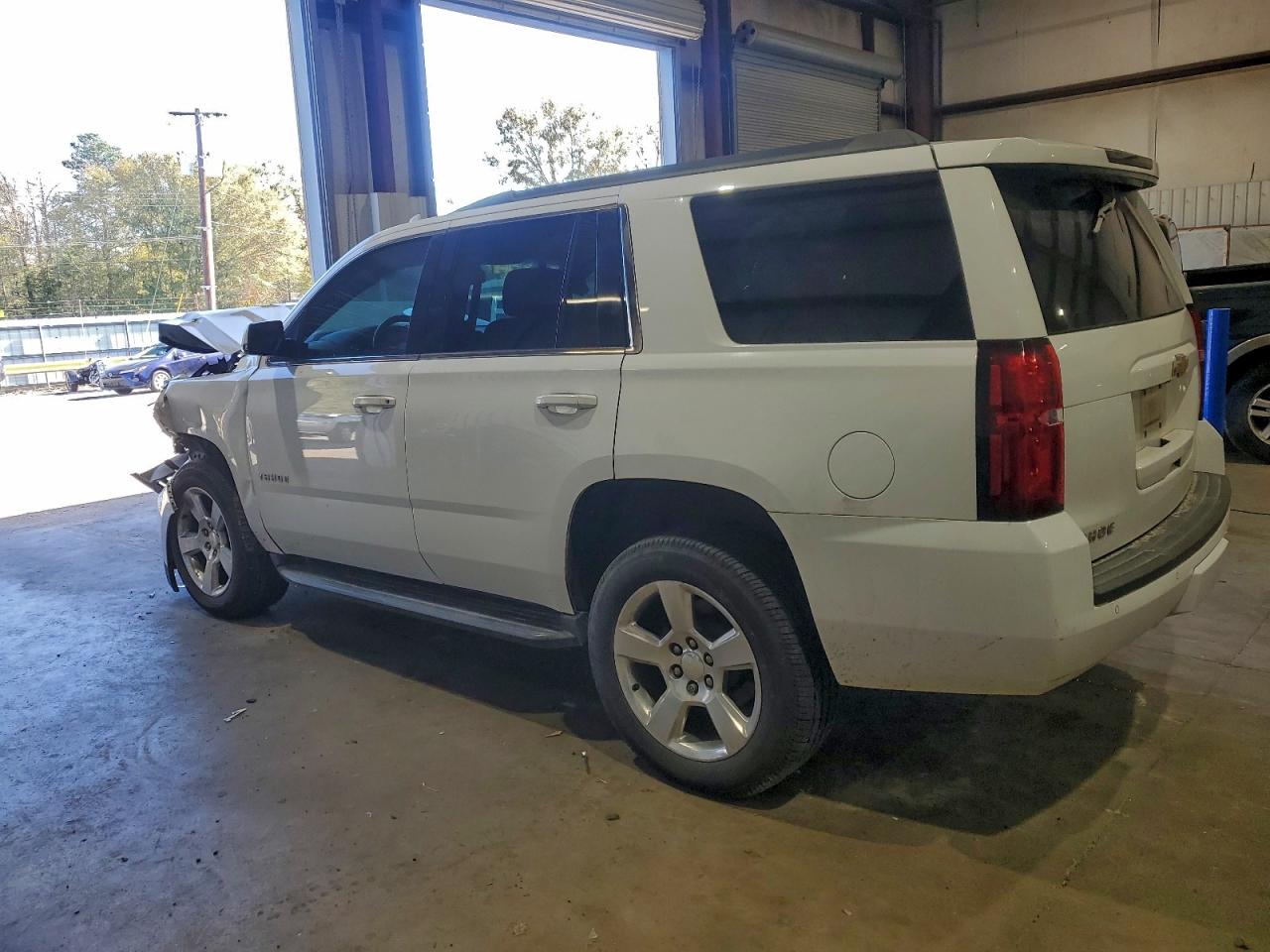 2017 CHEVROLET TAHOE C1500 LS photo 2