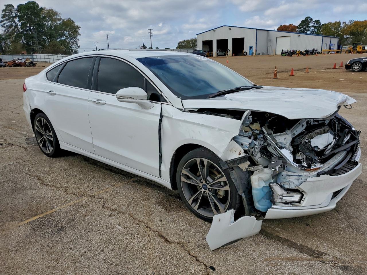 2020 FORD FUSION TITANIUM photo 4