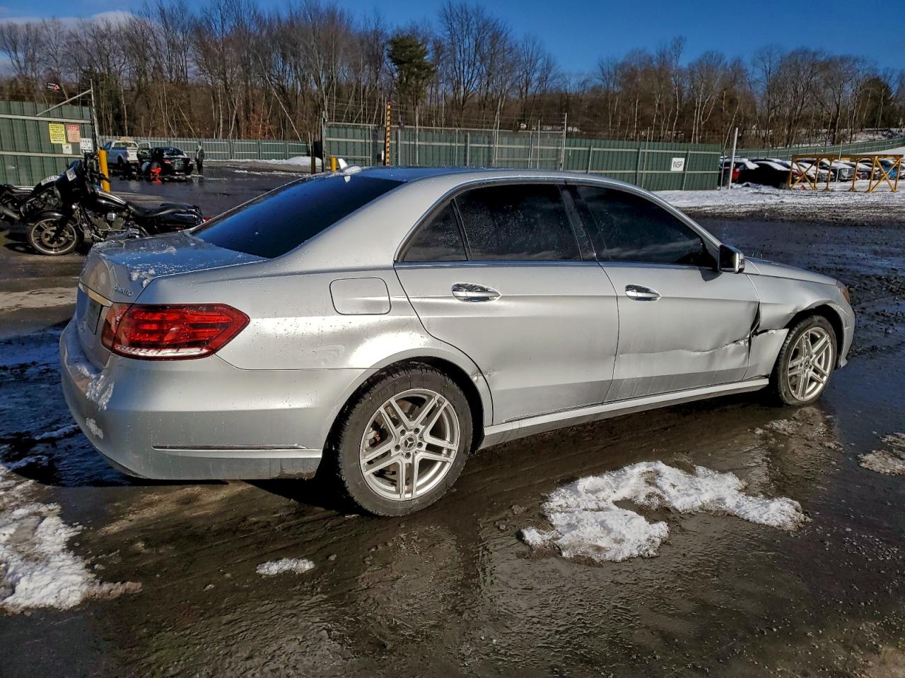 2014 MERCEDES-BENZ E 350 4MATIC photo 3