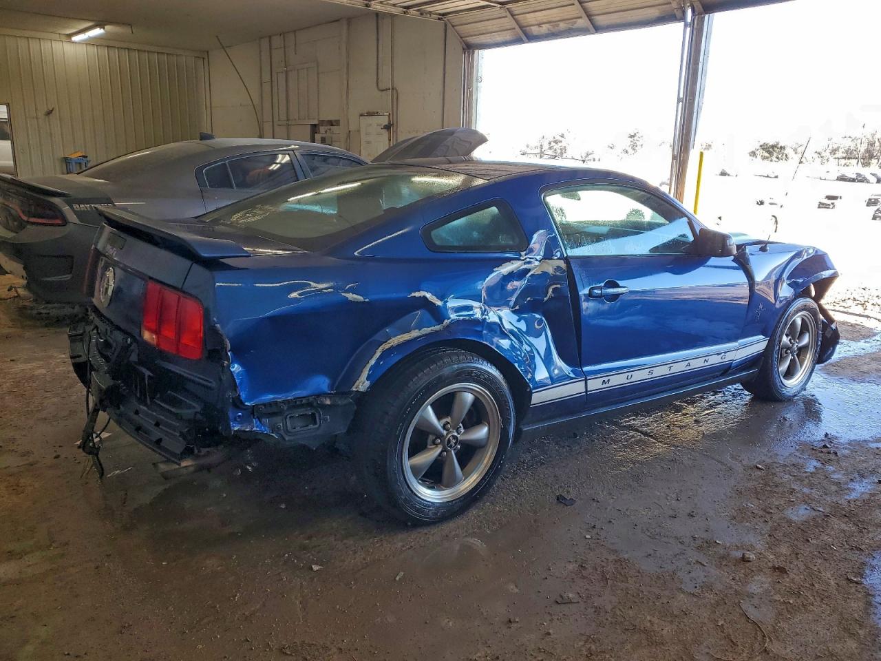 2006 FORD MUSTANG photo 3