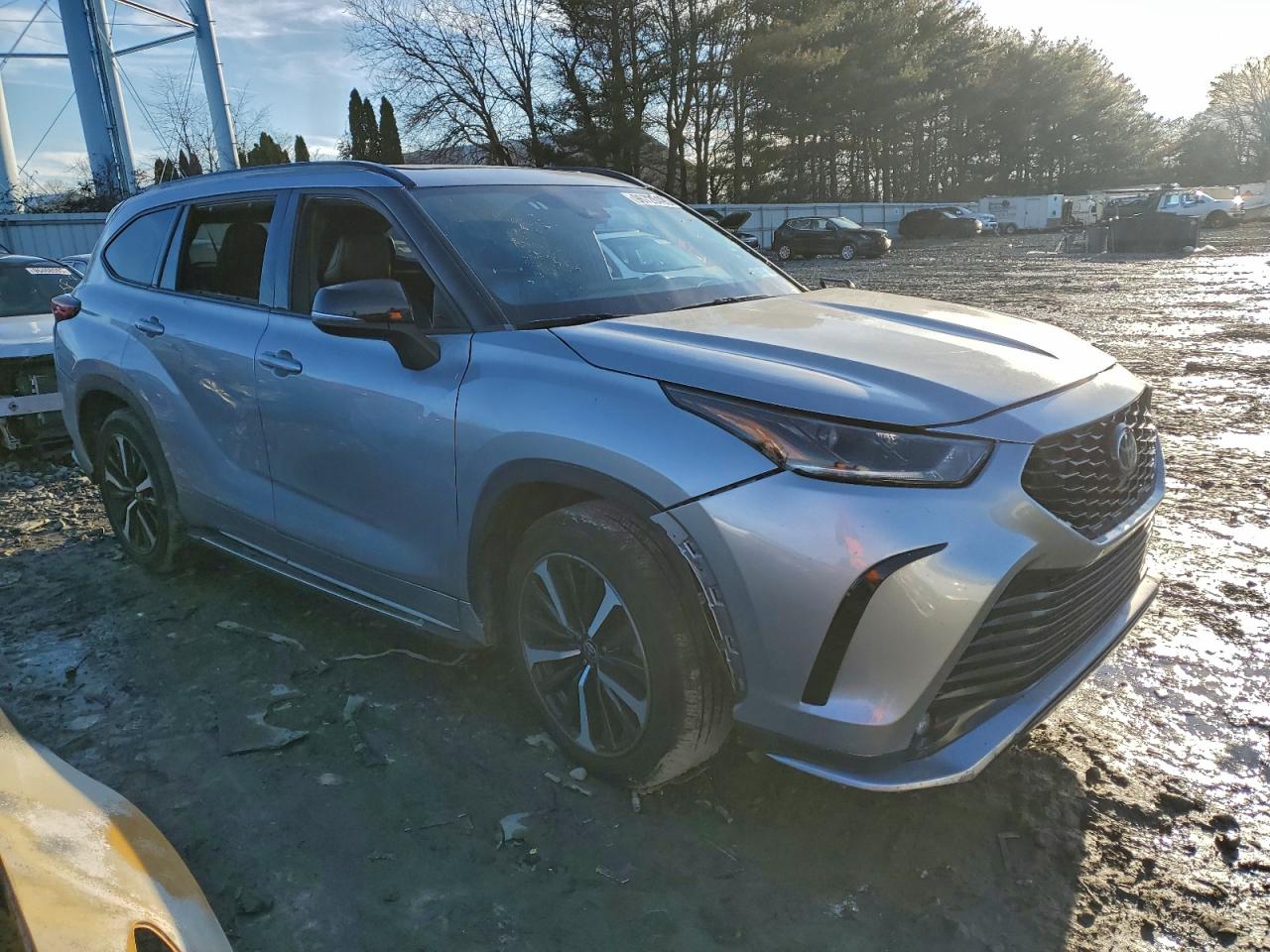 2022 TOYOTA HIGHLANDER XSE photo 4