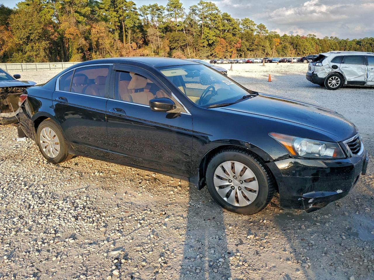 2010 HONDA ACCORD LX photo 4