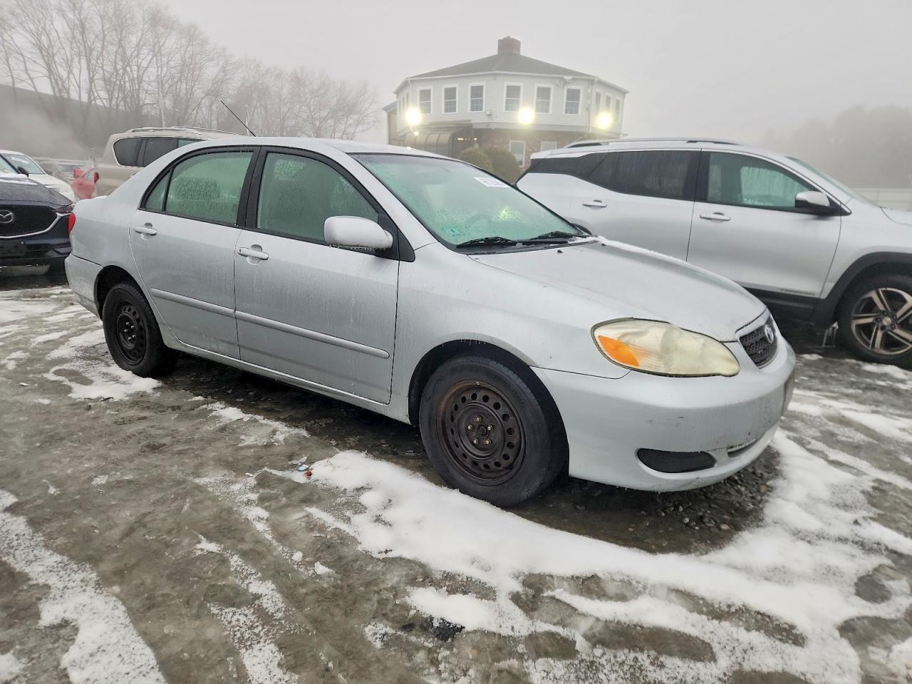 2005 TOYOTA COROLLA CE photo 4